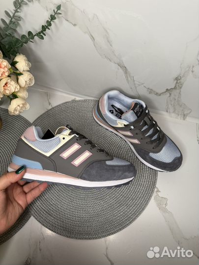 Кроссовки женские Новые El Tempo 39 кожа