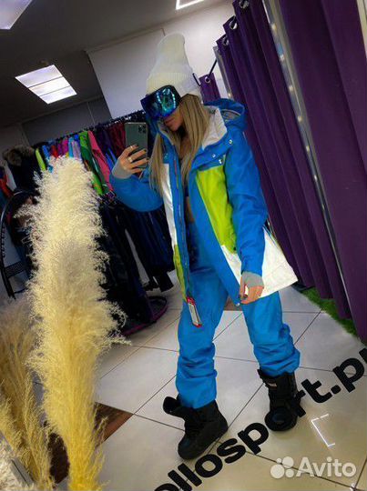 Сноубордическая куртка