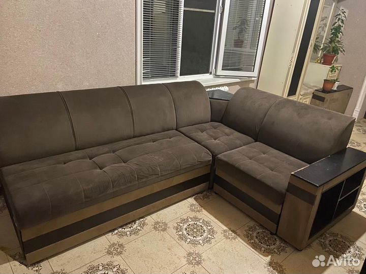 Угловой диван бу
