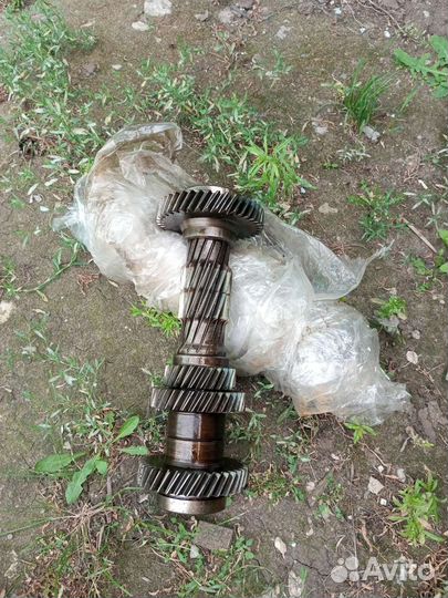 Промежуточный вал кпп Газ 3302 Газель