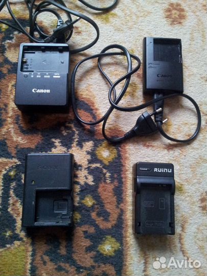 Зарядное устройство