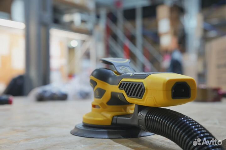 Шлифовальная машинка Schtaer SCH-03-150-2.5
