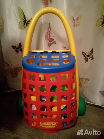 Детская тележка с конструктором