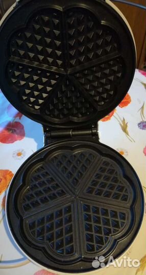 Электрическая вафельница