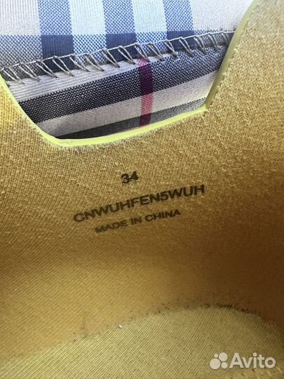 Сапожки Burberry 34