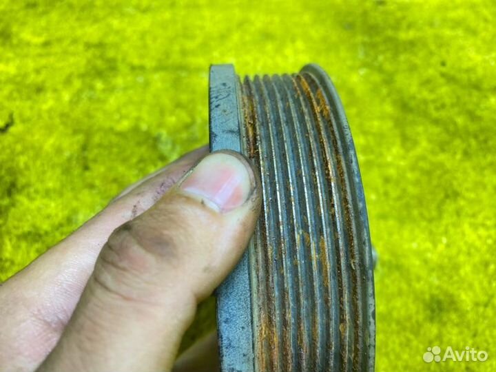 Шкив передний Toyota Land Cruiser Prado/4Runner/Fj