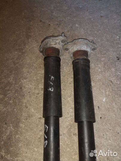 Mercedes w204 амортизаторы задние