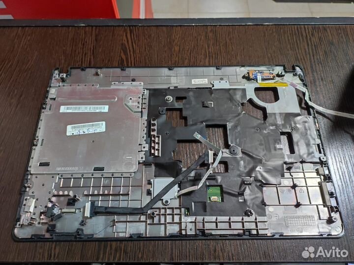 Корпусные запчасти для ноутбука