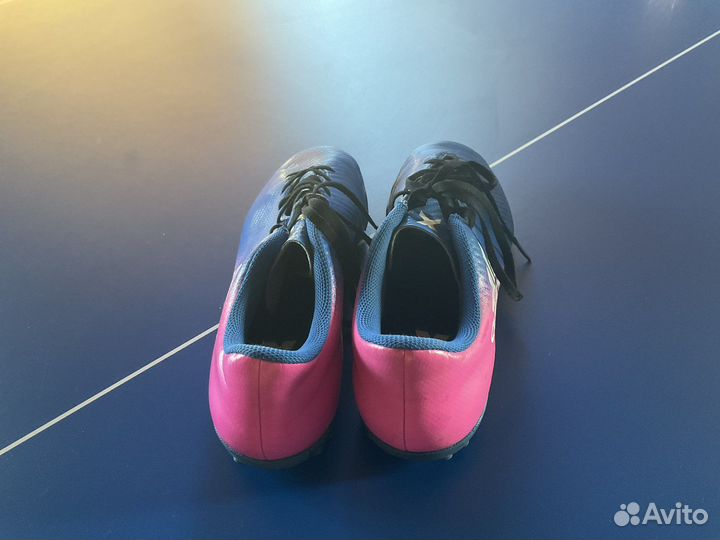 Кроссовки adidas футбольные