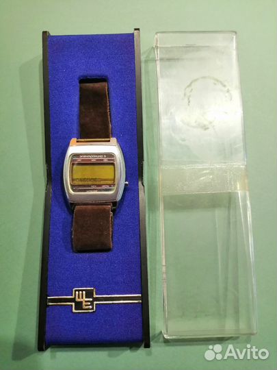 Часы наручные мужские электроника - 5 СССР