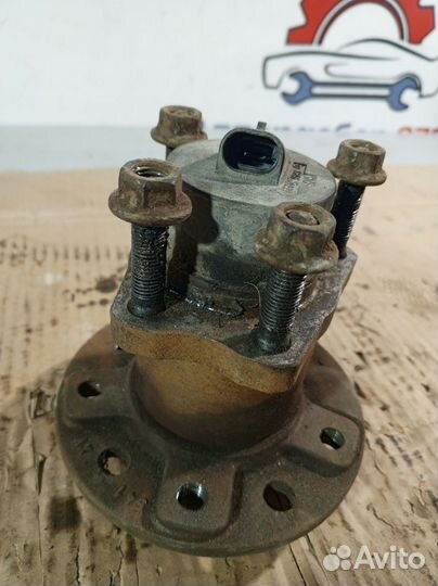 Ступица задняя Opel Vectra