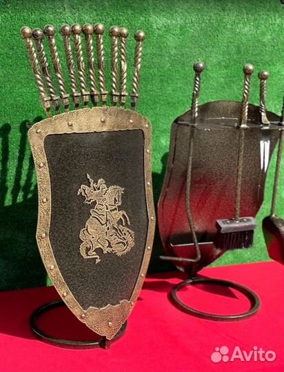 Подставка под шампуры Щит