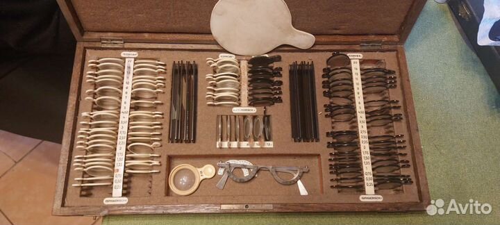 Антикварный набор офтальмолога