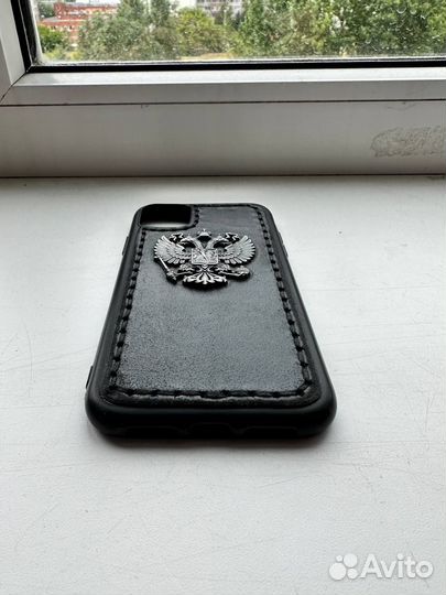 Чехол на iPhone 11