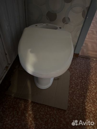 Унитаз c бочком