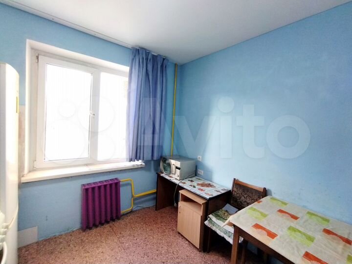 4-к. квартира, 82 м², 2/10 эт.