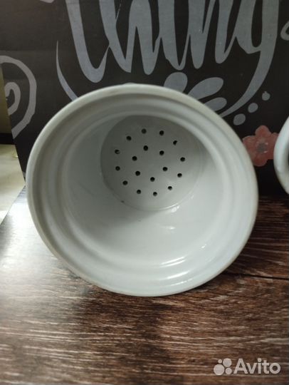 Сахарница фарфор СССР ситечки- фарфор