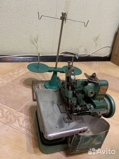 Оверлок для швейной машины