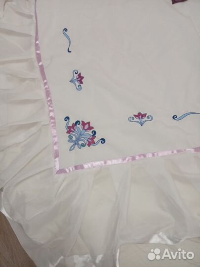 Скатерть и 6 салфеток