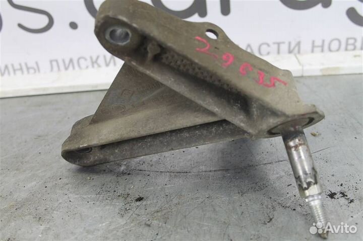 Кронштейн МКПП Nissan Sentra B17