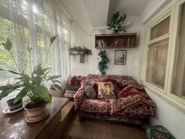 3-к. квартира, 60 м², 2/5 эт.