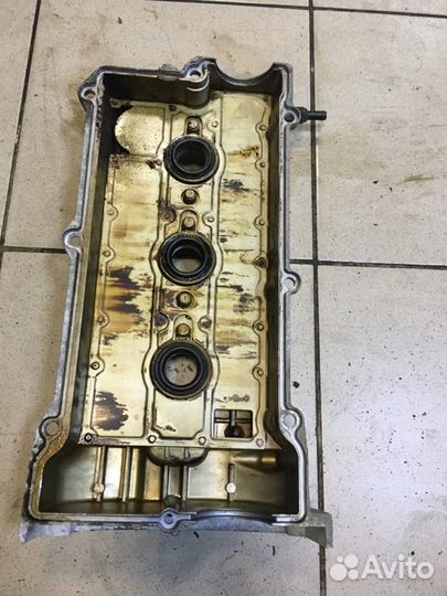 Клапанная крышка левая Kia Magentis G6BV