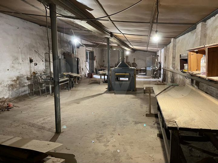 Производство, 180 м²