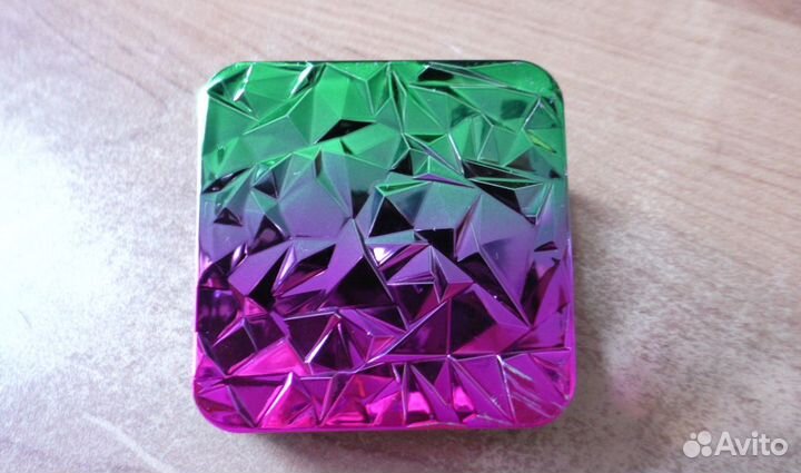 Зеркальце карманное