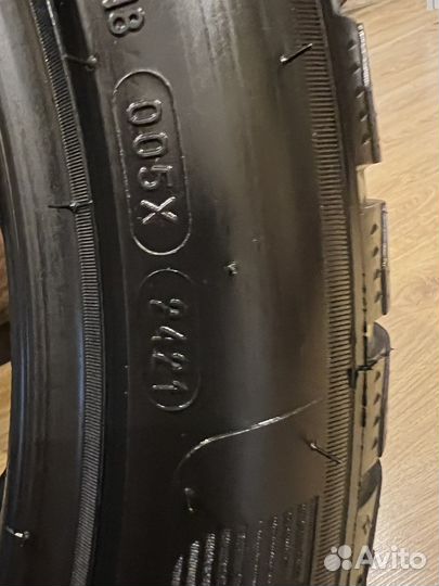 Michelin Pilot Alpin 5 SUV 275/40 R21 107V