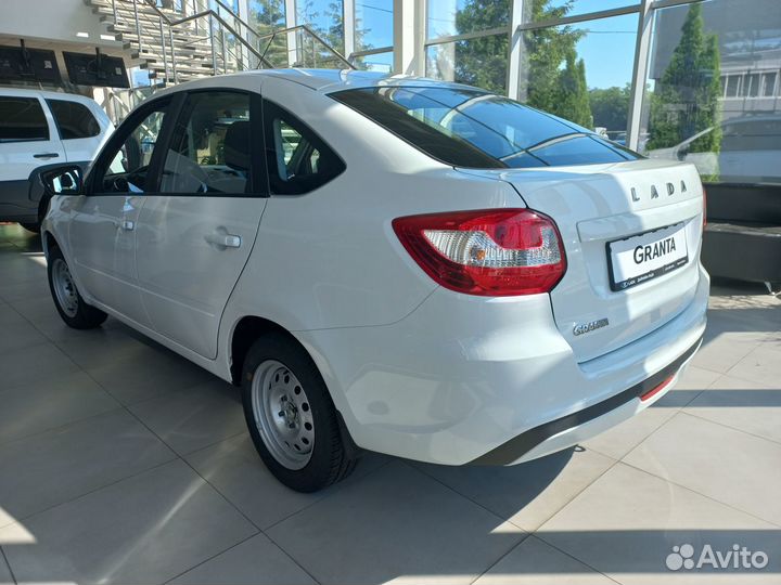 LADA Granta 1.6 МТ, 2024