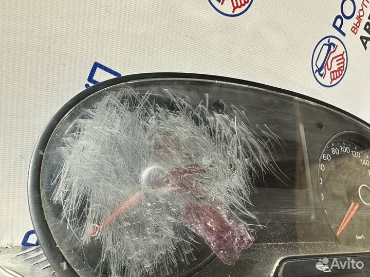 Панель приборов Volkswagen Polo 5