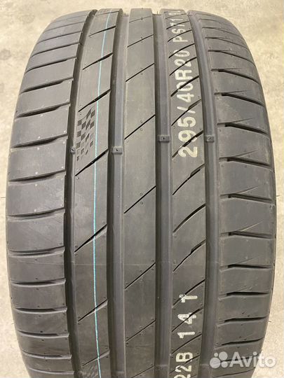 Kumho Ecsta PS71 SUV 285/35 R22 106Y