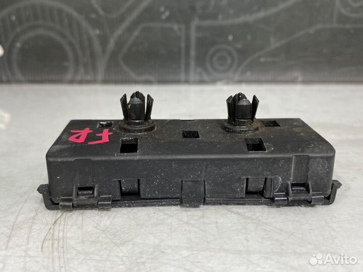 Канал для кабелей Bmw X5 E53 M54B30 2006