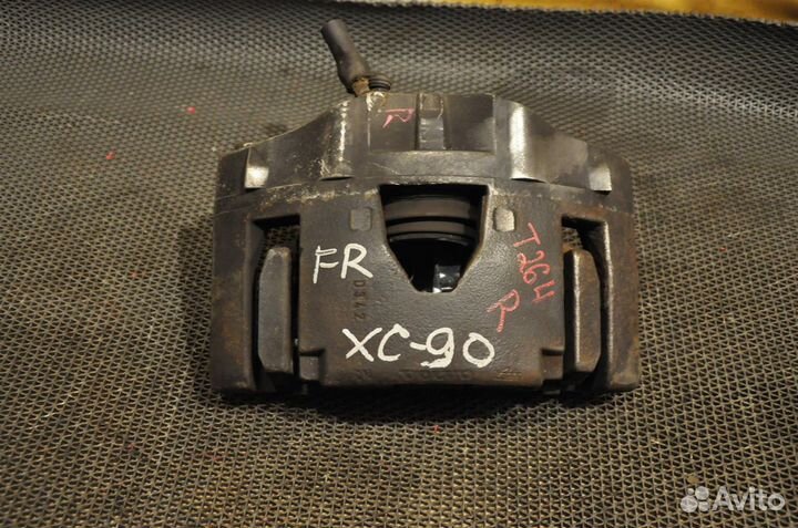 Суппорт передний правый volvo XC90 C 91