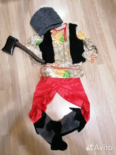 На доставке Карнавальный костюм 