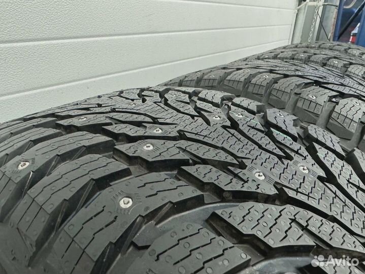 Nokian Tyres Hakkapeliitta 9 SUV 285/45 R22 114T