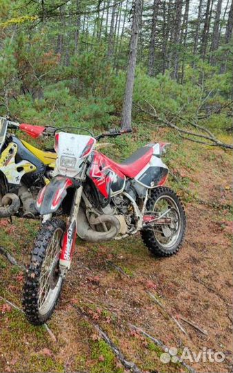 Honda CRM 250 AR