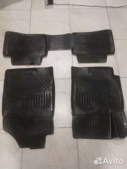 Продам родные коврики Киа Рио, солярис 2