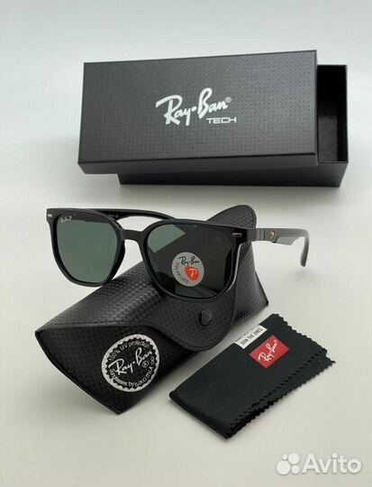 Солнцезащитные очки Ray-Ban