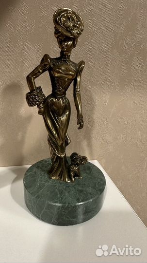 Статуэтка бронза