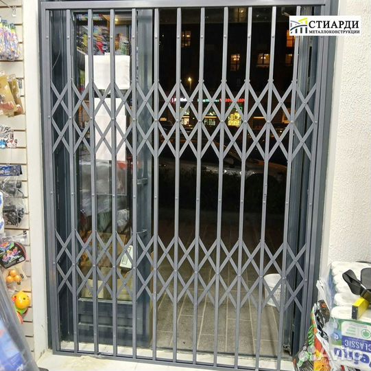 Раздвижные решетки на лифтовые кабины