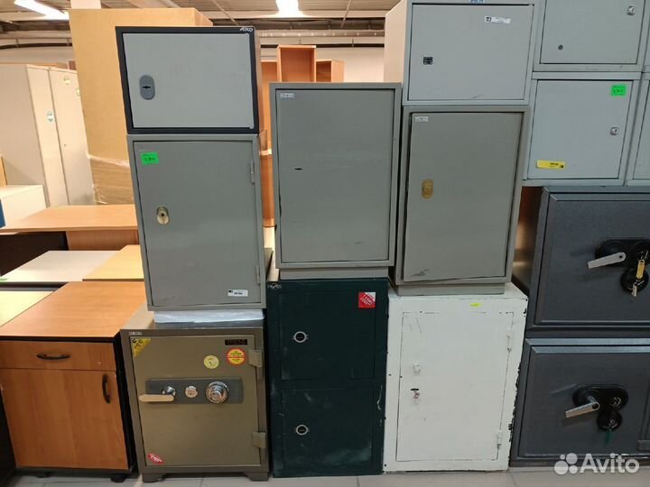 Сейфы И шкафы металлические Б.У. Этот товар в Екат