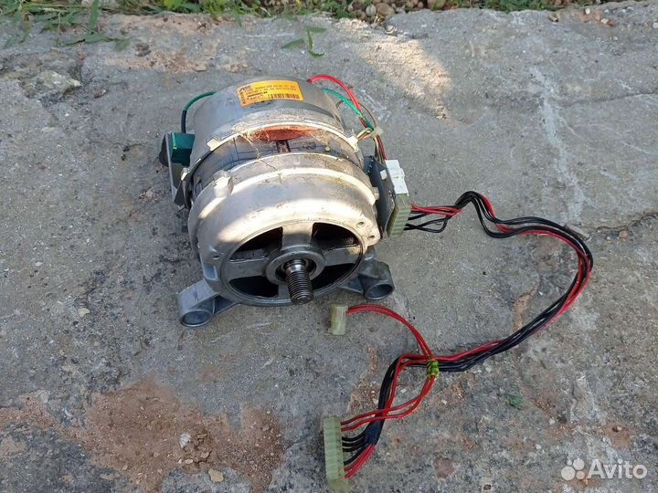 На запчасти стиральная машина