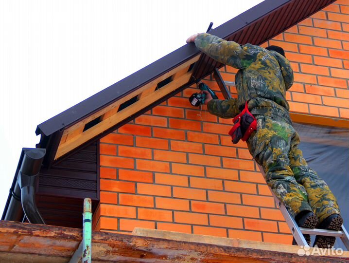 Монтаж софитов на полки крыши