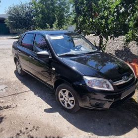 LADA Granta 1.6 МТ, 2015, 113 400 км