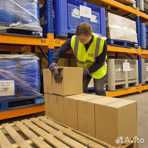 Грузчик на оборудование вахтой с питанием