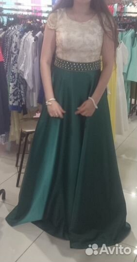 Вечернее платье