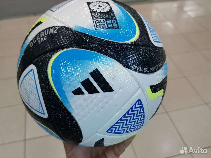 Футбольный мяч adidas Oceaunz 2023 оригинал