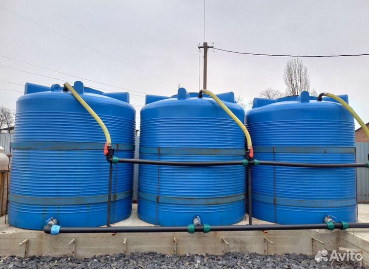 Пластиковая емкость на 10000 литров