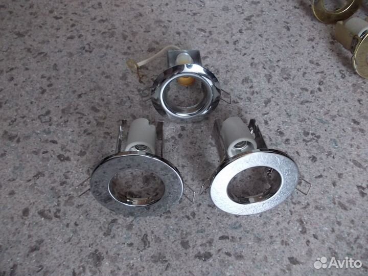 Точечные встраиваемые светильники